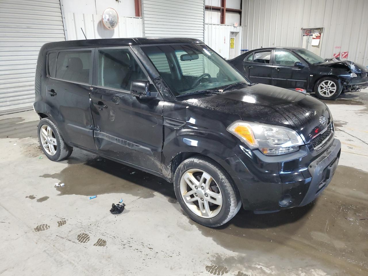 KNDJT2A24B7345579 2011 Kia Soul +