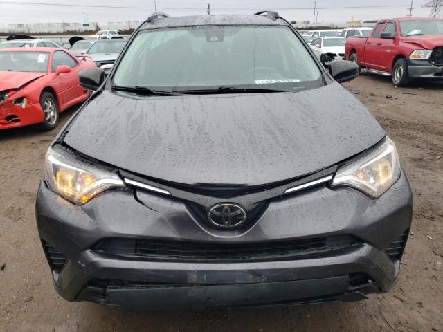 JTMBFREV6JJ731236 | 2018 TOYOTA RAV4 LE