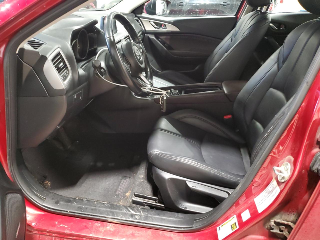 JM1BN1V77J1183379 2018 Mazda 3 Touring