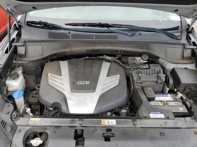2017 Hyundai Santa Fe - Image 11