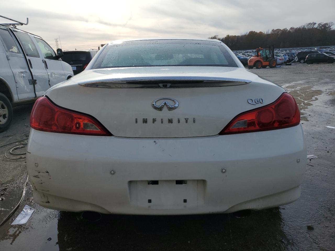 2015 Infiniti Q60 Base vin: JN1CV6FE0FM811290