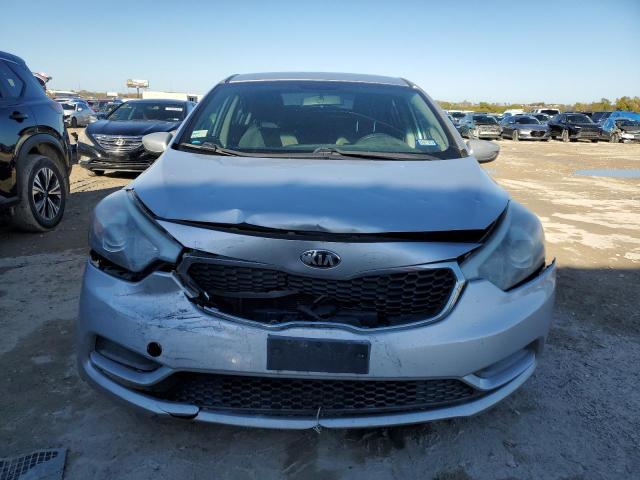 KNAFK4A65F5360968 | 2015 KIA FORTE LX