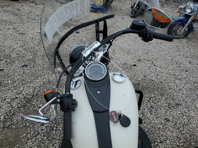2018 HARLEY-DAVIDSON FLSL SOFTA - 1HD1YDJ12JC077091
