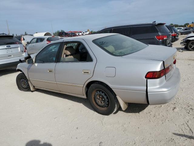 4T1BG28K4XU572001 | 1999 Toyota camry ce