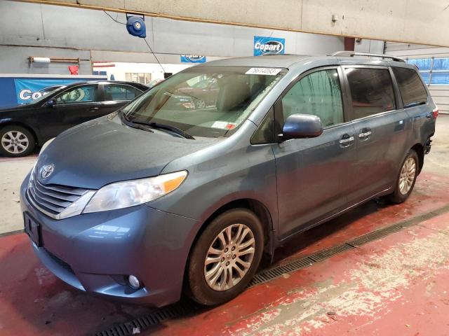 2015 Toyota Sienna XLE