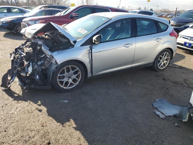 Lot #2414204096 2015 FORD FOCUS SE salvage car