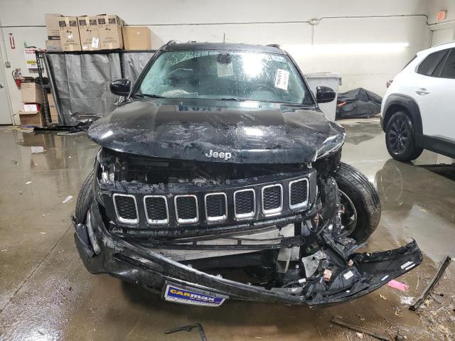 3C4NJCBBXKT715991 | 2019 JEEP COMPASS LA