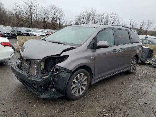 2020 Toyota Sienna LE