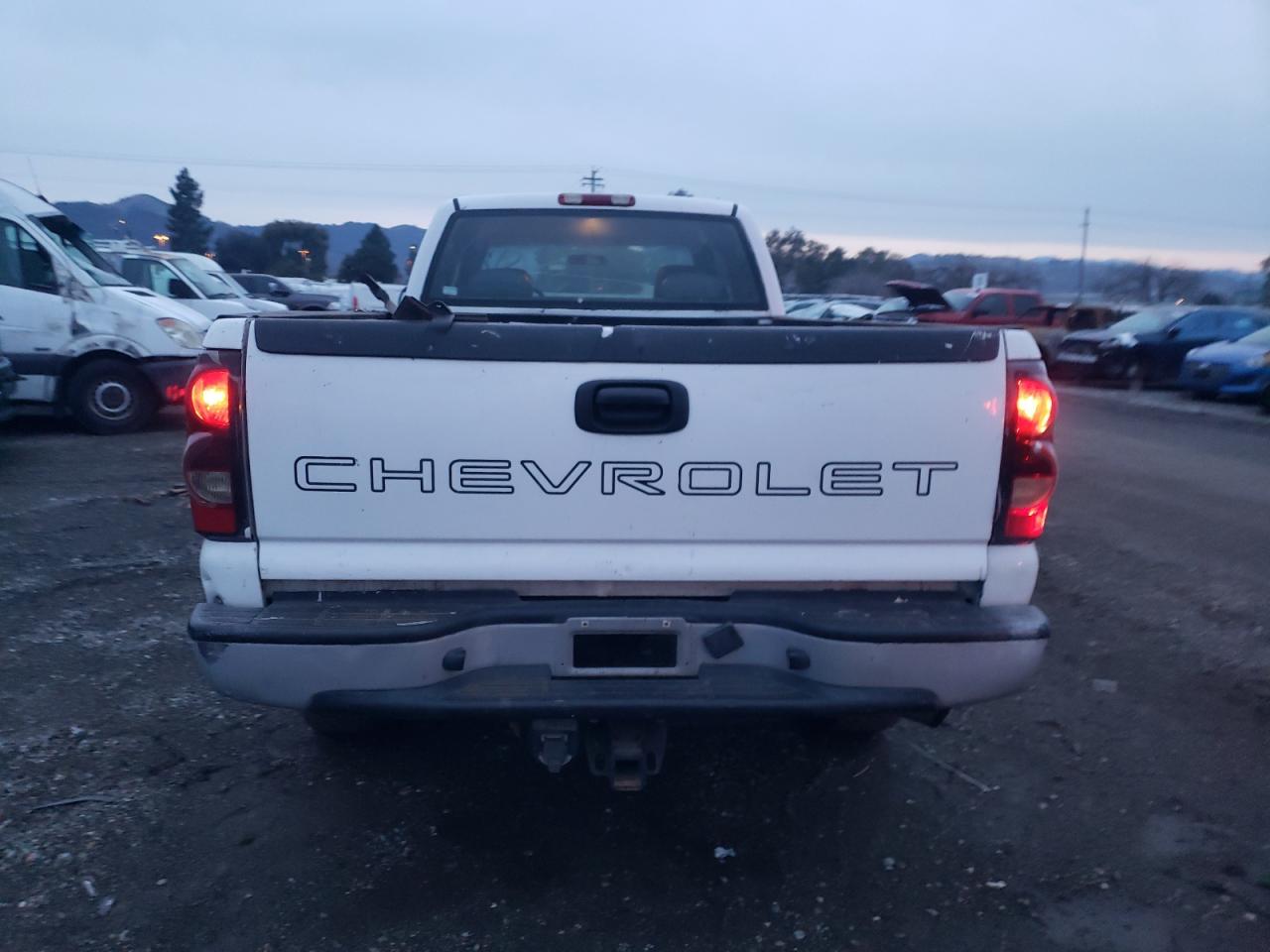 1GCHC29U05E118541 2005 Chevrolet Silverado C2500 Heavy Duty