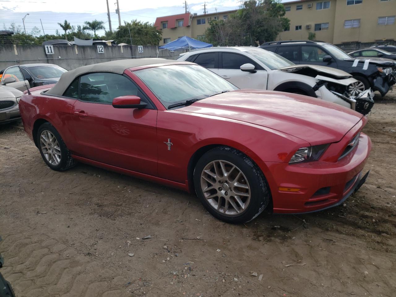1ZVBP8EM1D5244762 2013 Ford Mustang 1ZVBP8EM1D5244762 2013 Ford Mustang