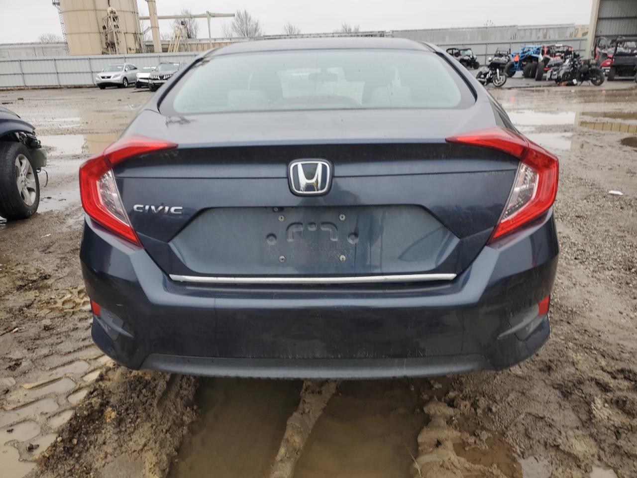 2HGFC2F54HH509467 2017 Honda Civic Lx