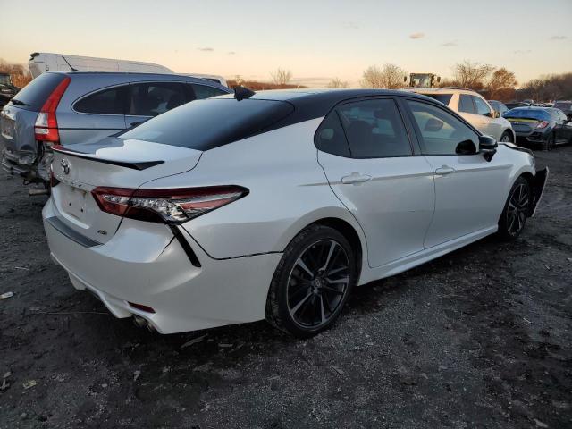 4T1B61HK0KU285664 | 2019 TOYOTA CAMRY XSE