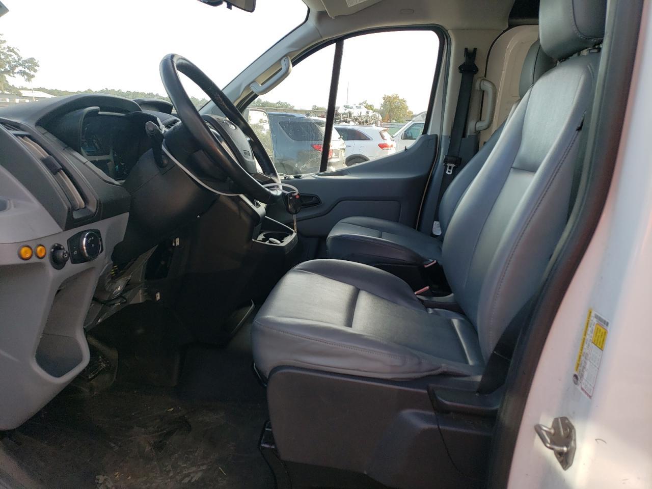 VIN: 1FTYE9ZM3KKB17173 2019 FORD TRANSIT