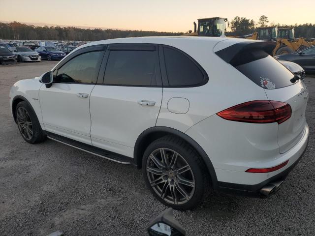 2016 PORSCHE CAYENNE SE - WP1AE2A28GLA58379