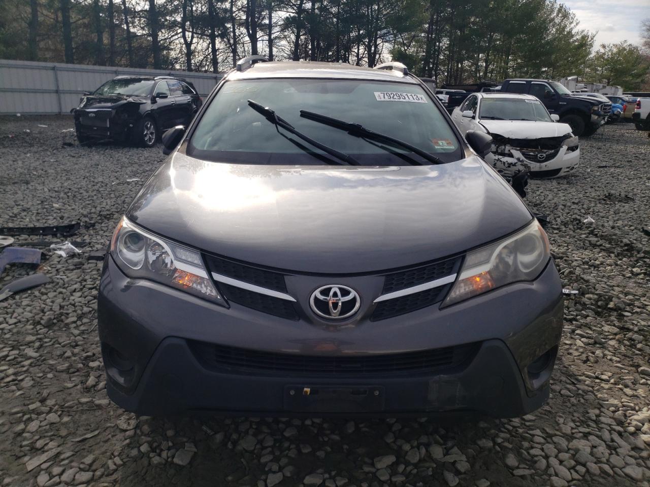 2015 Toyota Rav4 Le vin: 2T3BFREV2FW288995