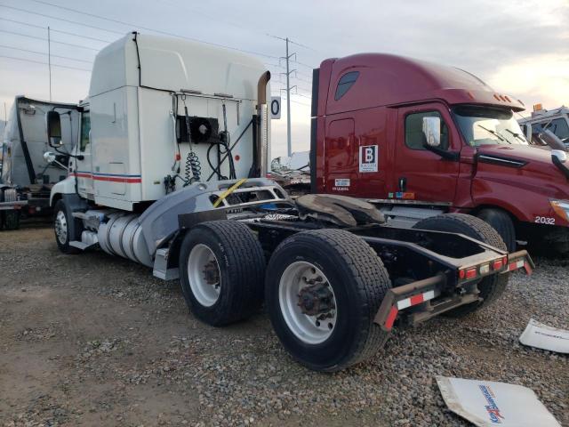 Lot #2327808587 2014 MACK 600 CXU600 salvage car