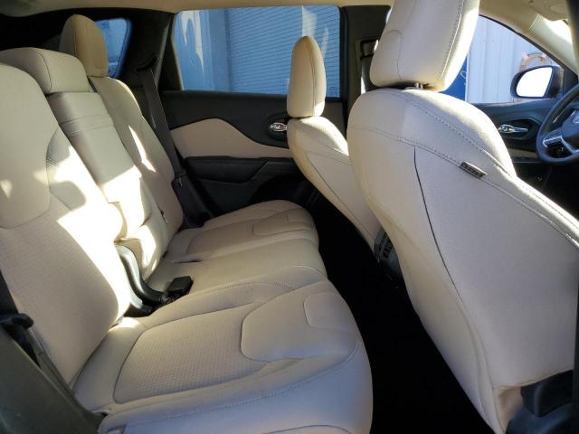 1C4PJMCS4FW594162 Jeep Cherokee Latitude