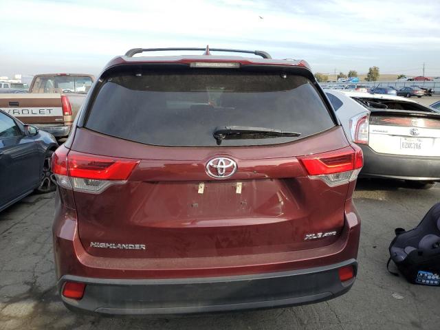 VIN 5TDJZRFH6KS716106 2019 Toyota Highlander, SE no.6