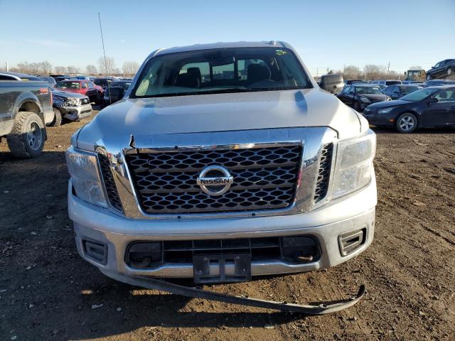 1N6AA1E55JN525553 | 2018 NISSAN TITAN SV