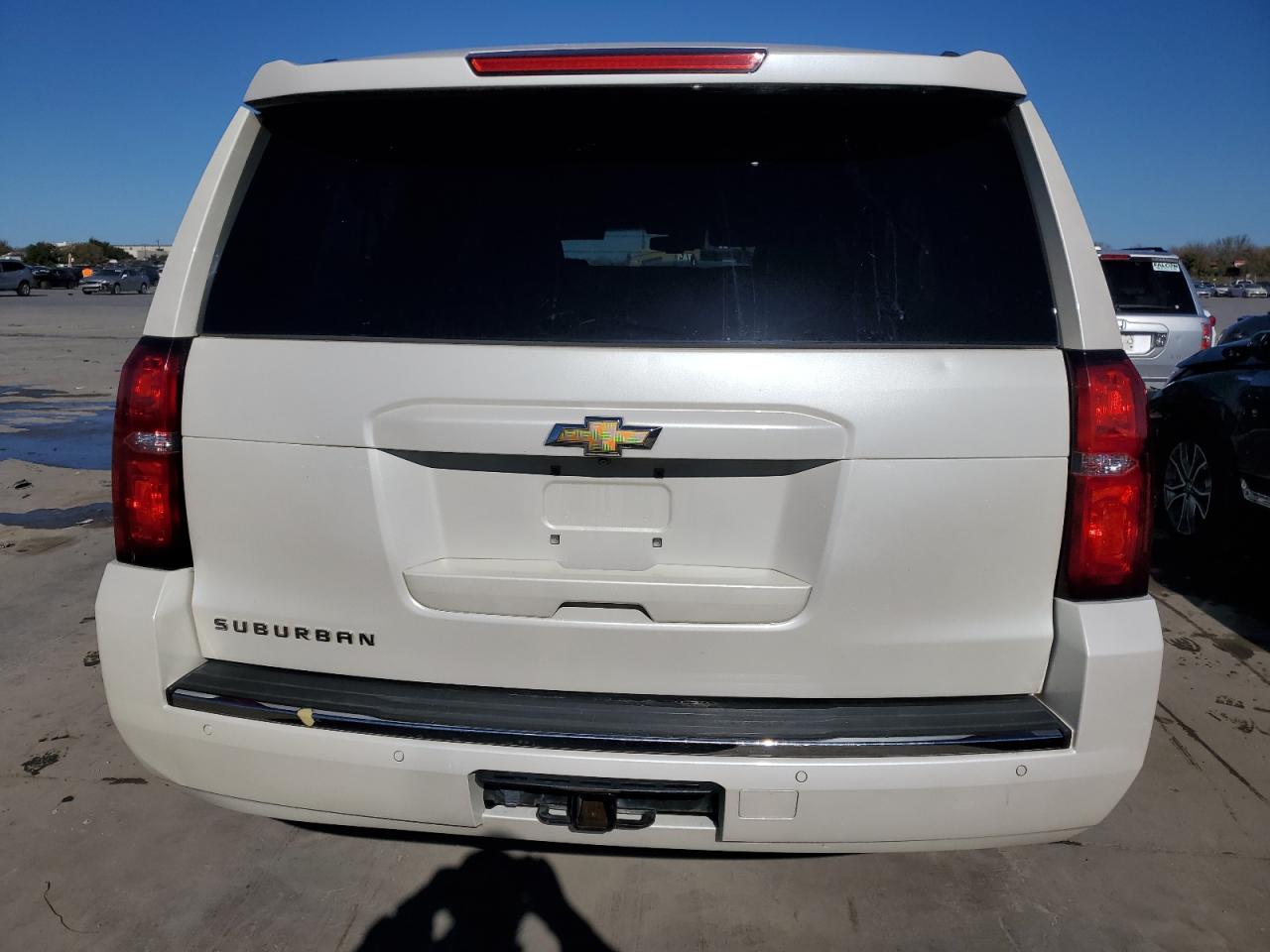 2015 Chevrolet Suburban C1500 Ltz vin: 1GNSCKKC1FR722530