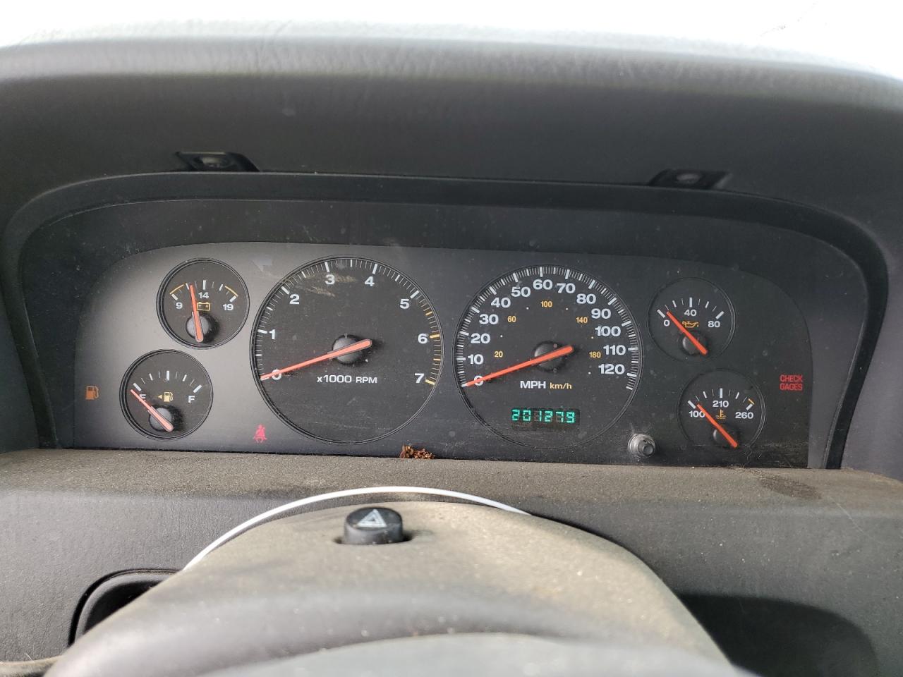 1J4G248S0YC352294 2000 Jeep Grand Cherokee Laredo