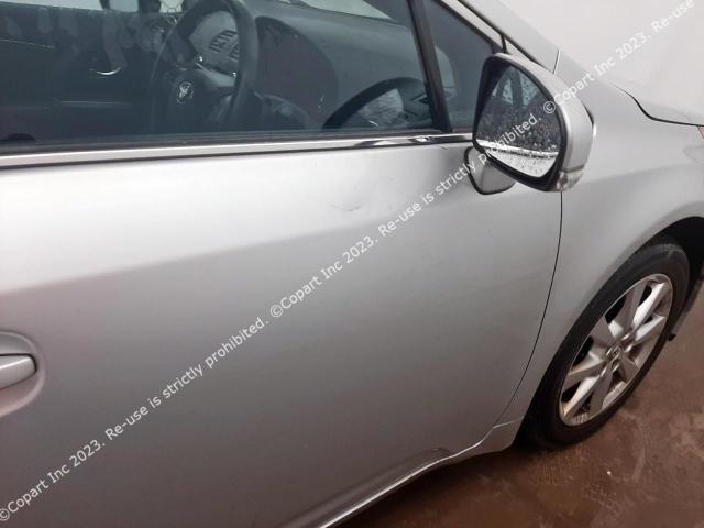 Toyota AVENSIS T27 - CHROME SIDE DOOR MOLDINGS