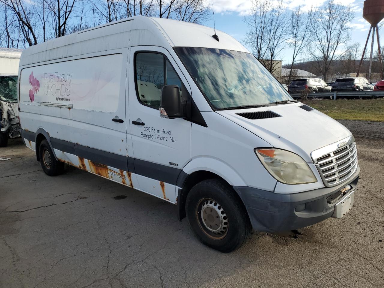 WDYPE845975****** 2007 Freightliner Sprinter 2500 170-in. WB