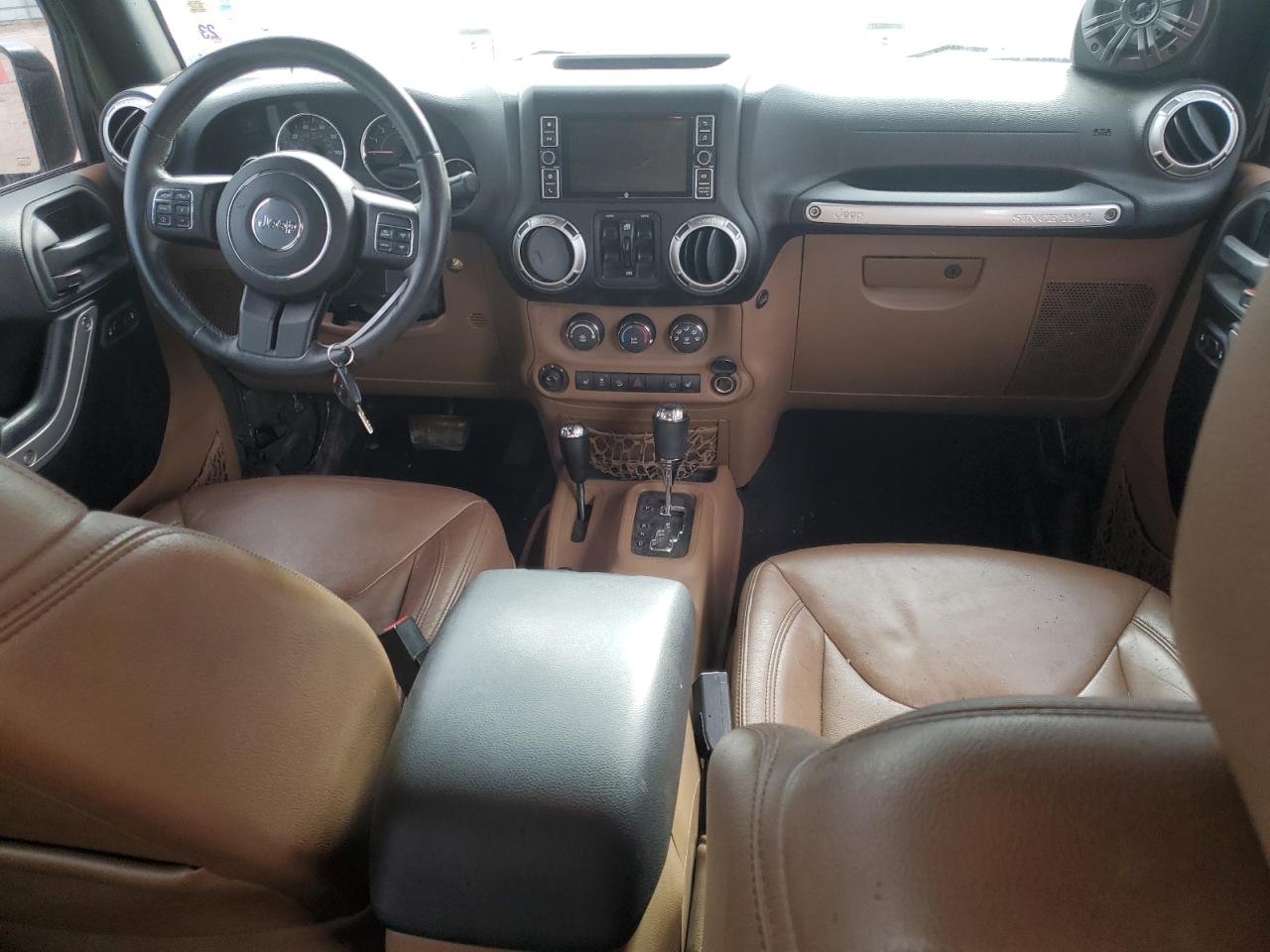 1c4bjweg0fl708870 1C4BJWEG0FL708870 2015 Jeep Wrangler Unlimited Sahara
