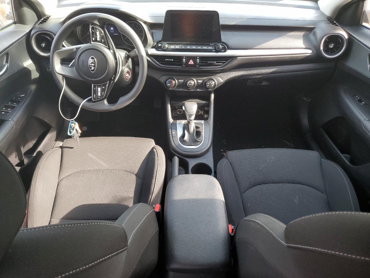 3kpf24ad8me390212 3KPF24AD8ME390212 2021 Kia Forte Fe