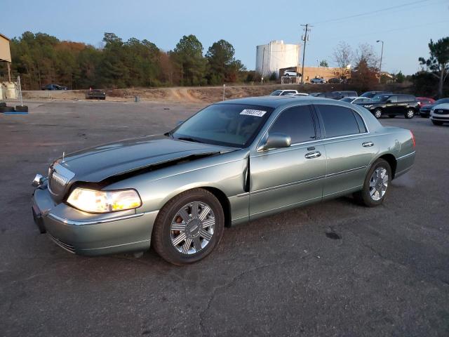 2004 Lincoln Town Car Ultimate