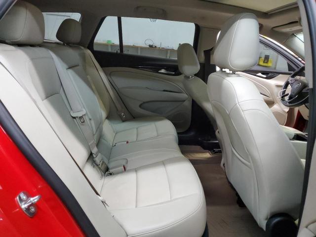 2018 Buick Regal Tourx Essence VIN: W04GV8SX2J1156703 Lot: 81655343