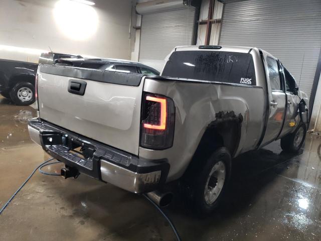 1GTHK636X9F142768 | 2009 GM c sierra k2500 slt