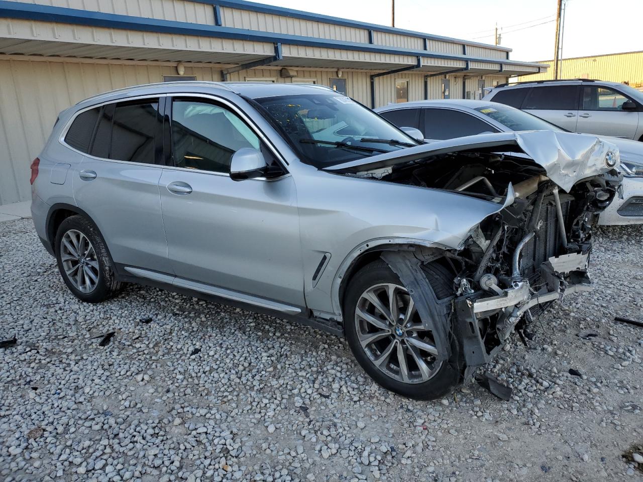 2019 BMW X3 SDRIVE3 2.0L  4(VIN: 5UXTR7C52KLR46877