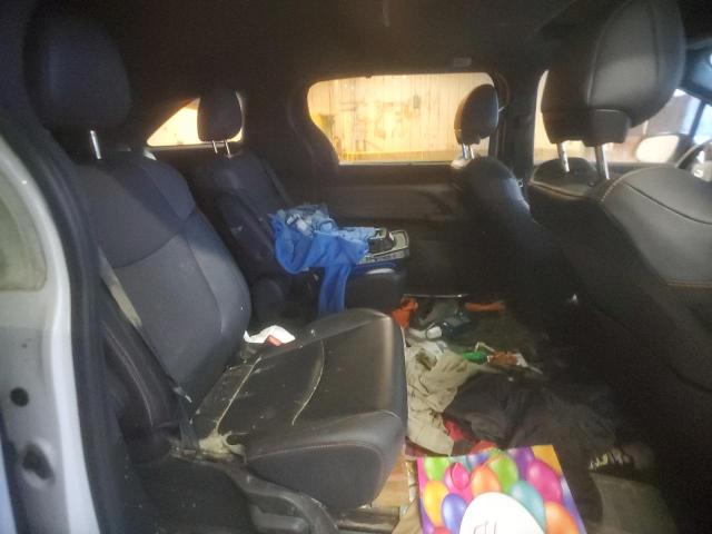 2021 TOYOTA SIENNA XSE - 5TDDSKFC5MS033801