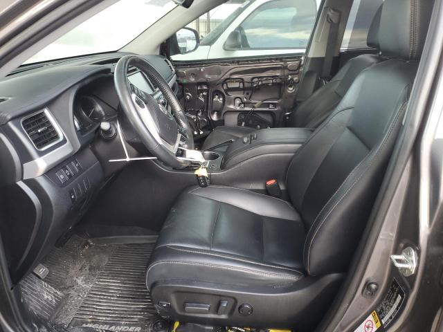 VIN 5TDJZRFH9KS708324 2019 Toyota Highlander, SE no.7