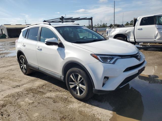 2T3RFREV0GW444676 | 2016 Toyota rav4 xle