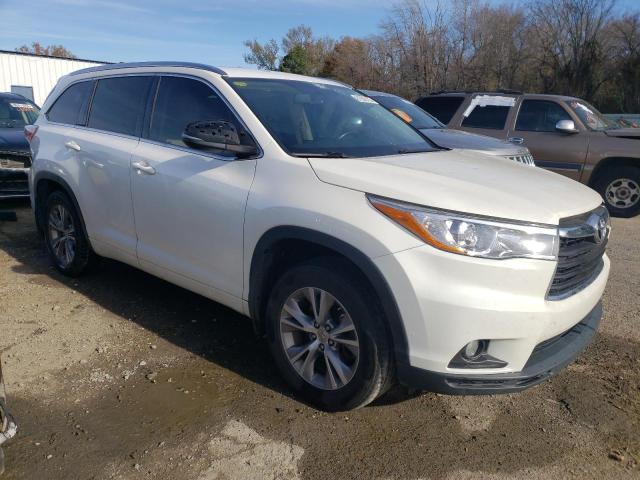 VIN 5TDJKRFH1FS127118 2015 Toyota Highlander, Xle no.4