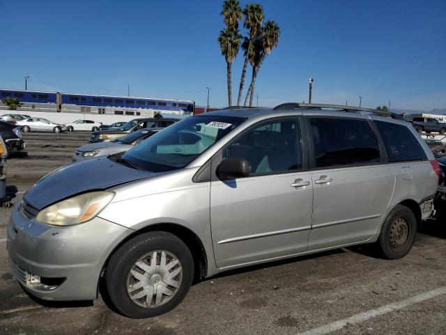 2004 Toyota Sienna CE