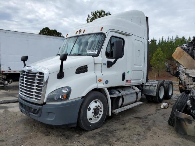Lot #2320483161 2017 FREIGHTLINER CASCADIA 1 salvage car