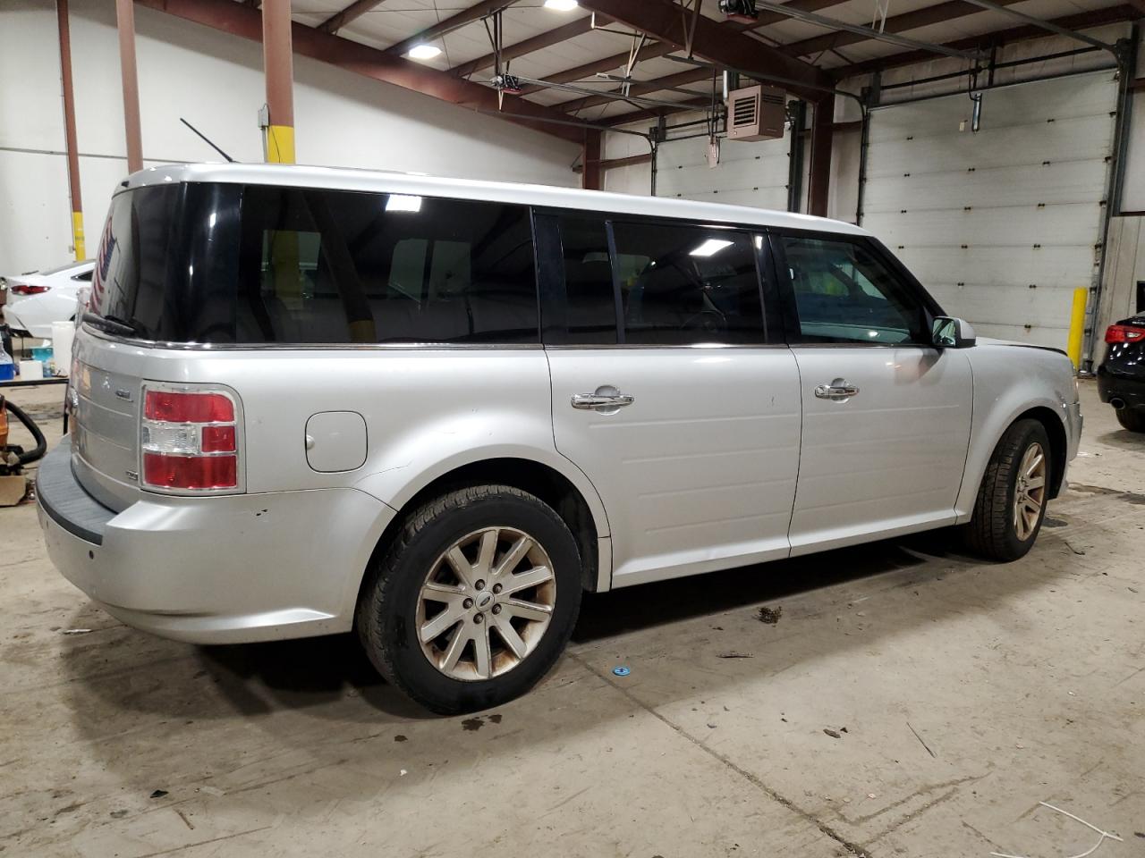 2FMHK6CC2ABD01743 2010 Ford Flex Sel