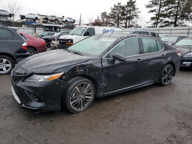 TOYOTA CAMRY XSE