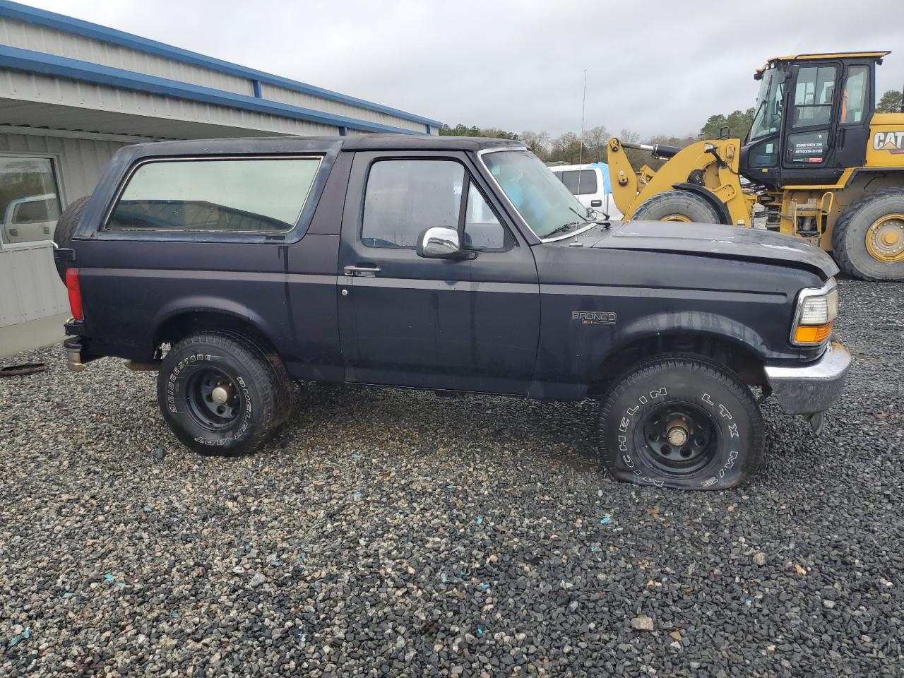 1fmeu15n4pla00639 1FMEU15N4PLA00639 1993 Ford Bronco U100