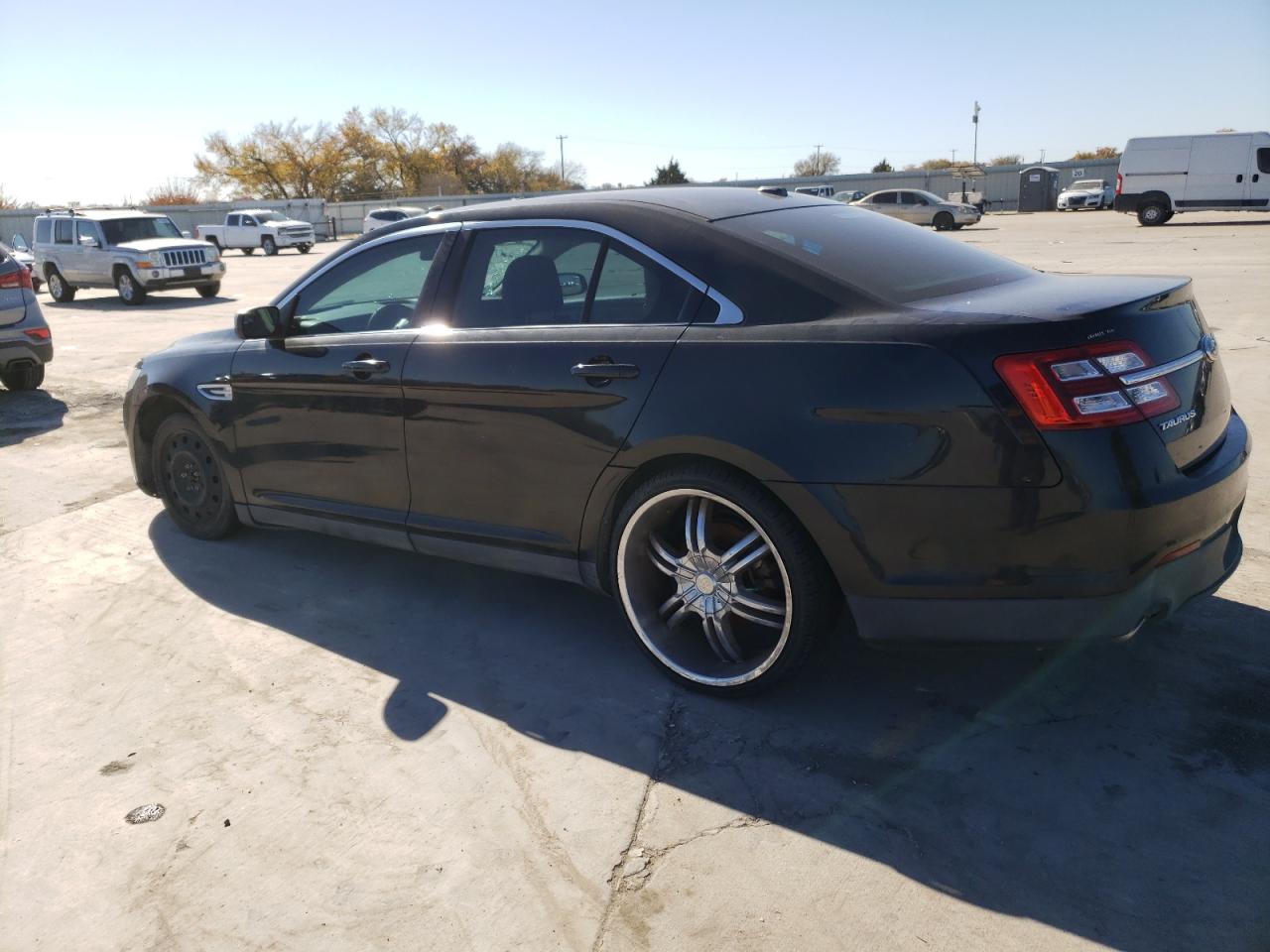 1FAHP2D99EG129975 2014 Ford Taurus Se