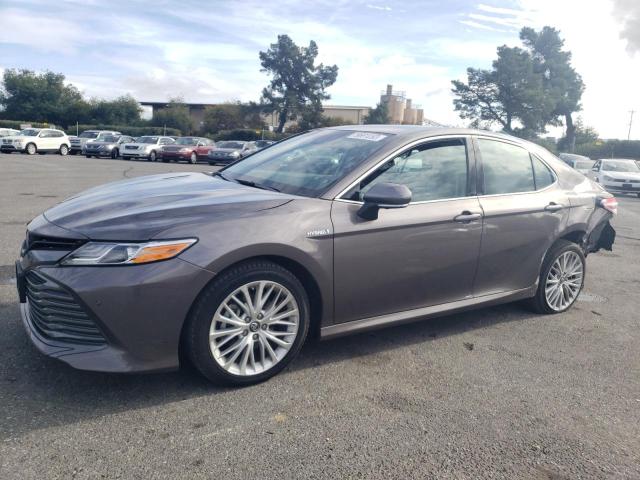 2018 Toyota Camry Hybrid 