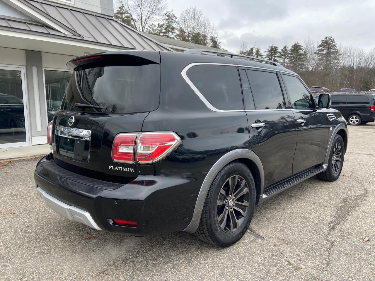 JN8AY2NCXH9500187 2017 Nissan Armada Sv