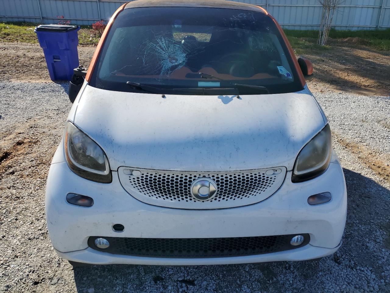 2016 Smart Fortwo vin: WMEFJ5DA1GK076477