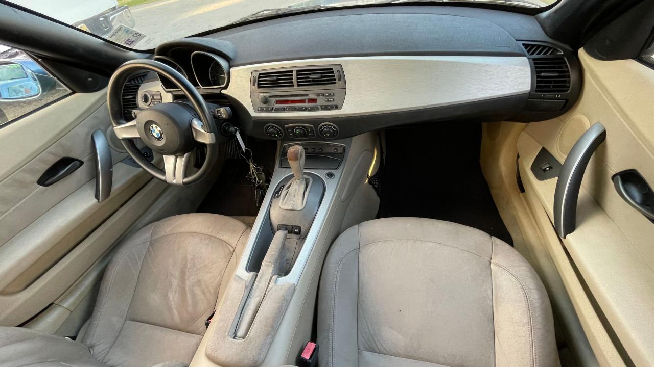 4usbt33403ls40873 4USBT33403LS40873 2003 BMW Z4 2.5