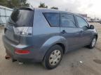 MITSUBISHI OUTLANDER photo