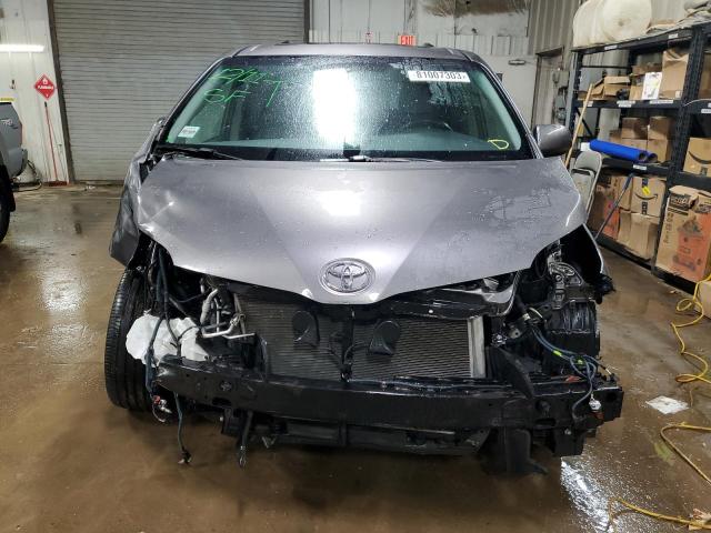 5TDXZ3DC1HS868298 | 2017 TOYOTA SIENNA SE