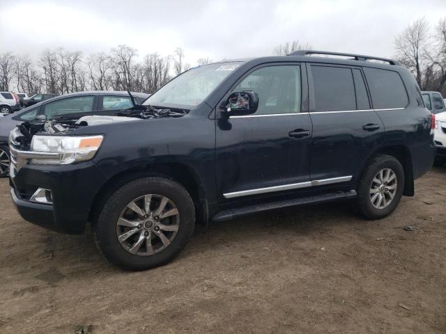 2018 Toyota Land Cruiser 